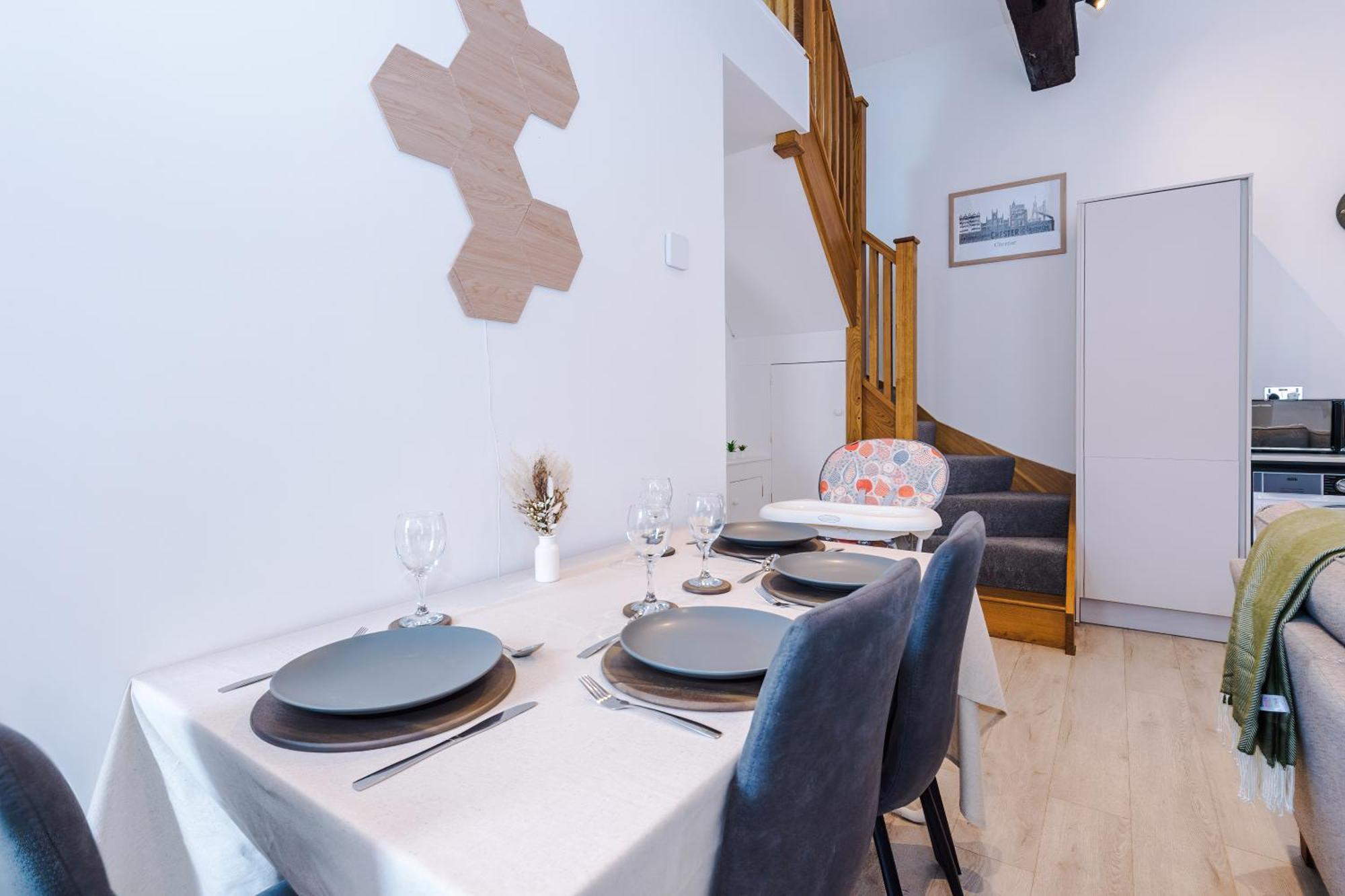 Number 21: A Breathtaking Chester Cottage With Parking Mollington  Eksteriør billede